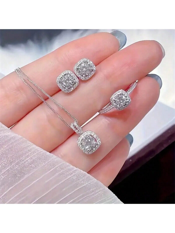 طقم اكسسوار فضي